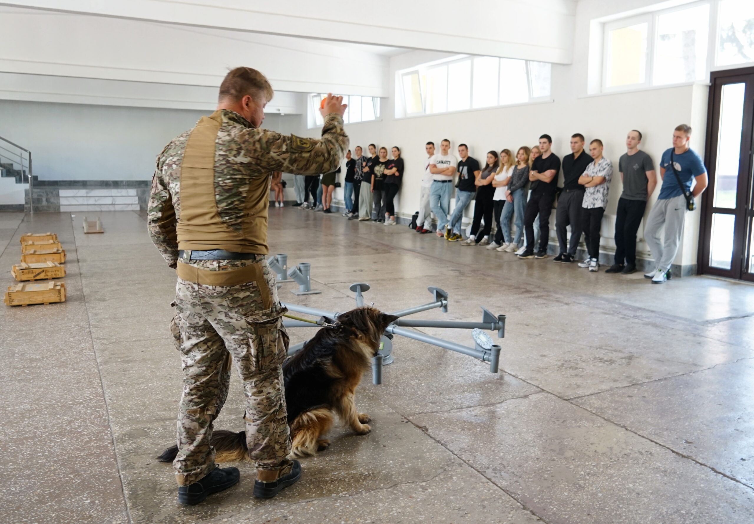 Кінологічний тренінг від кінологічного центру ГУНП у Чернігівській області