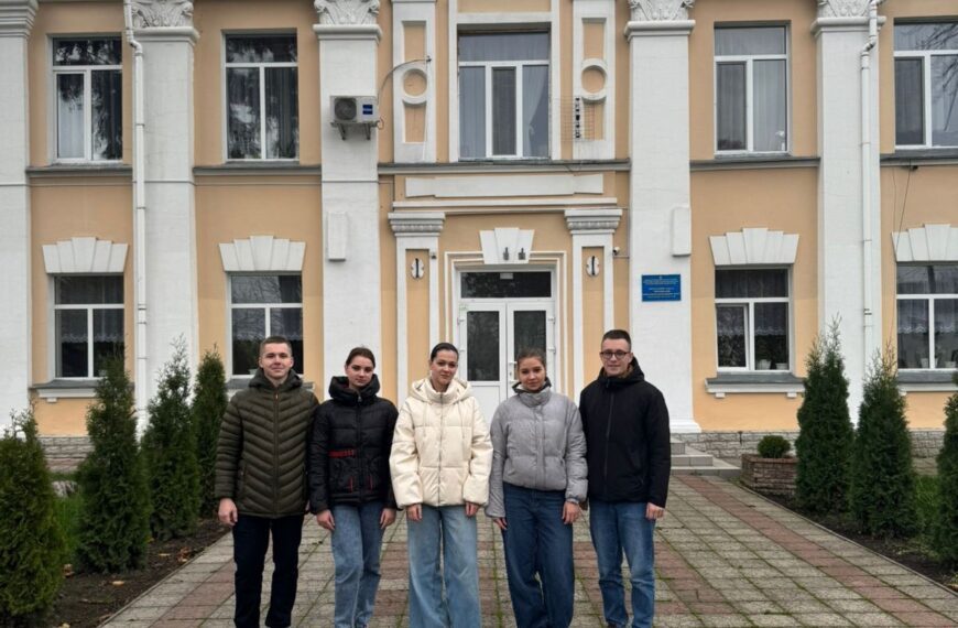 Курсанти ЮК розповідають про кримінальну відповідальність неповнолітніх вихованцям&hellip;