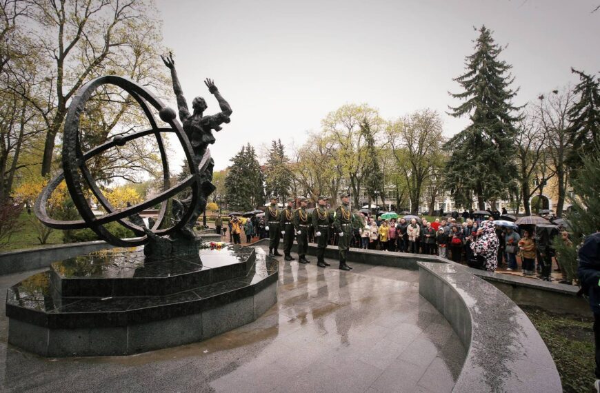26 квітня — День пам’яті про Чорнобильську катастрофу