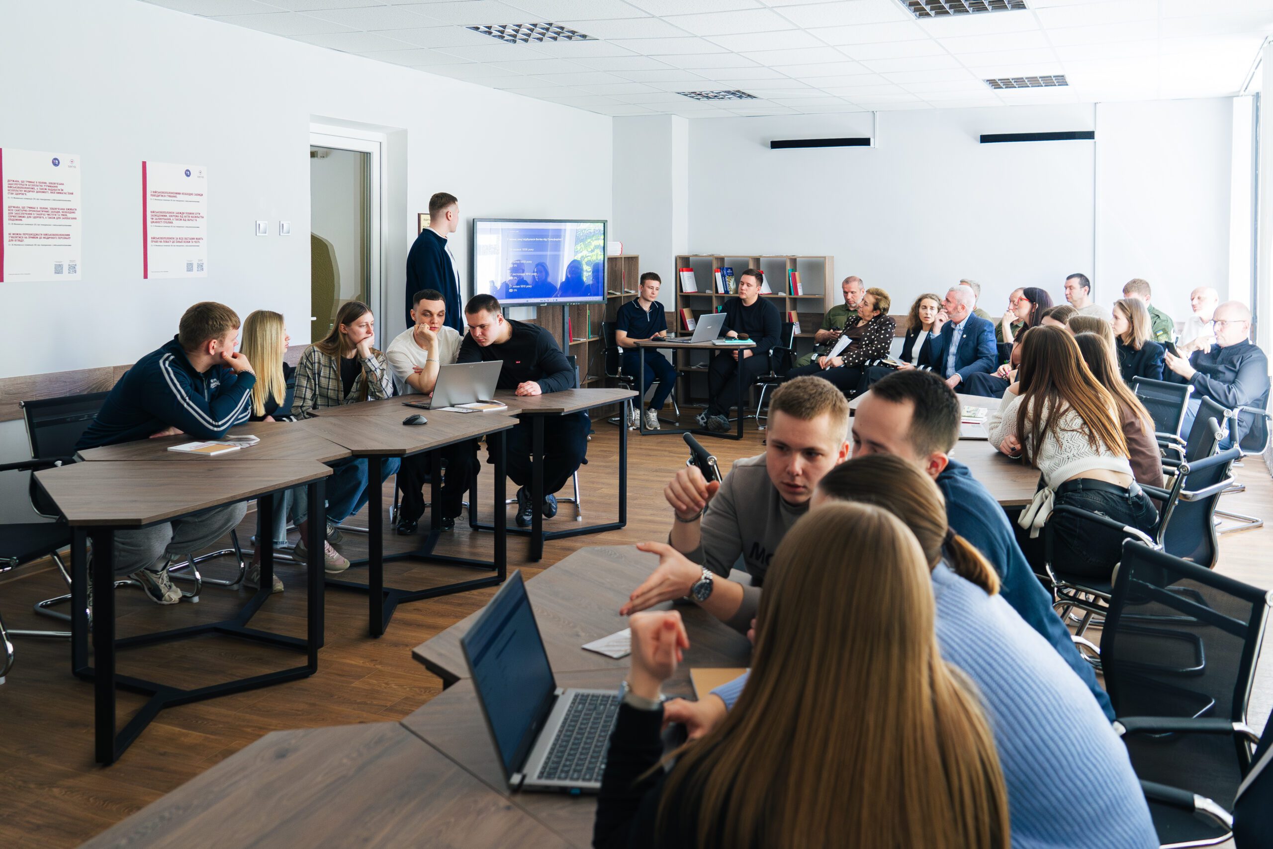🌐 У ПАУ відкрито ICRC-hub — новий простір для вивчення міжнародного гуманітарного права