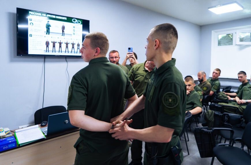 Англомовне практичне заняття у ПАУ