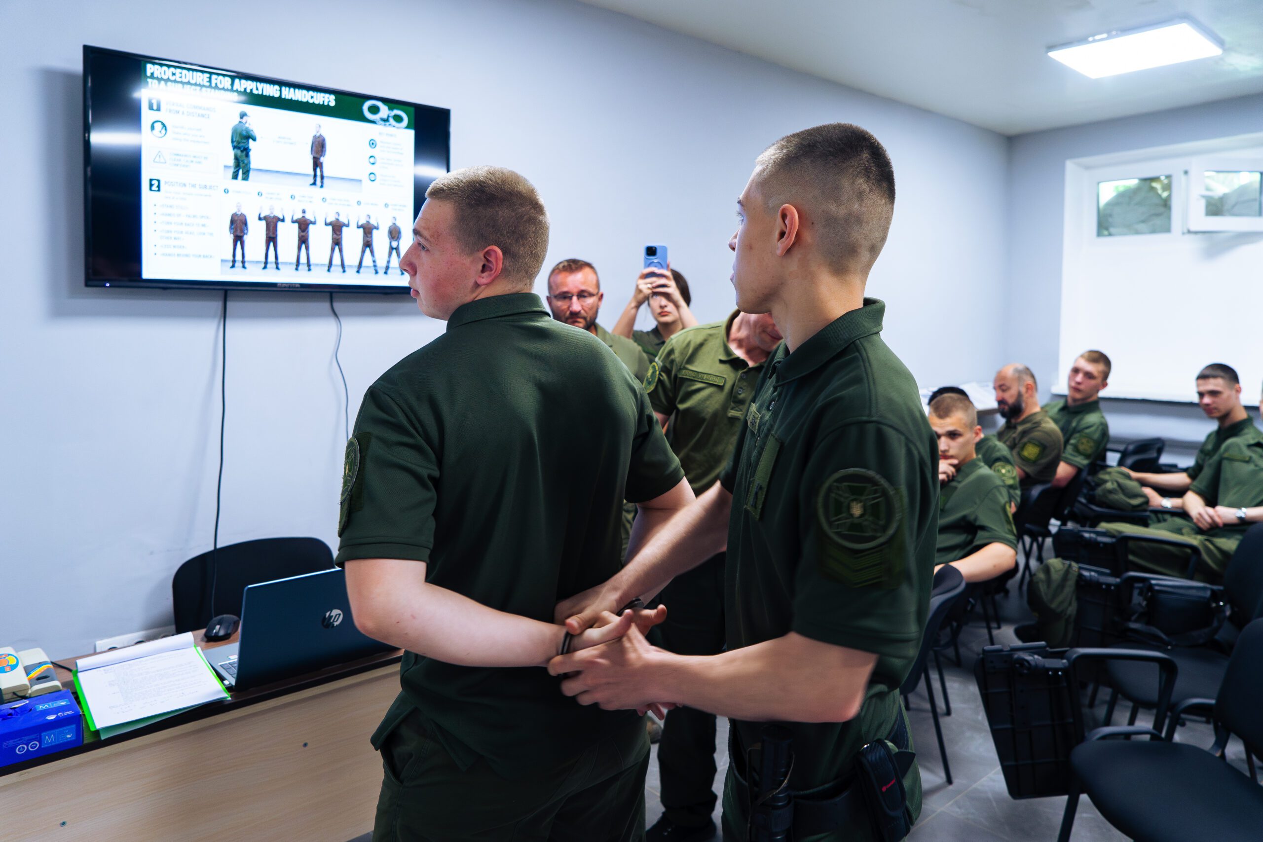 Англомовне практичне заняття у ПАУ